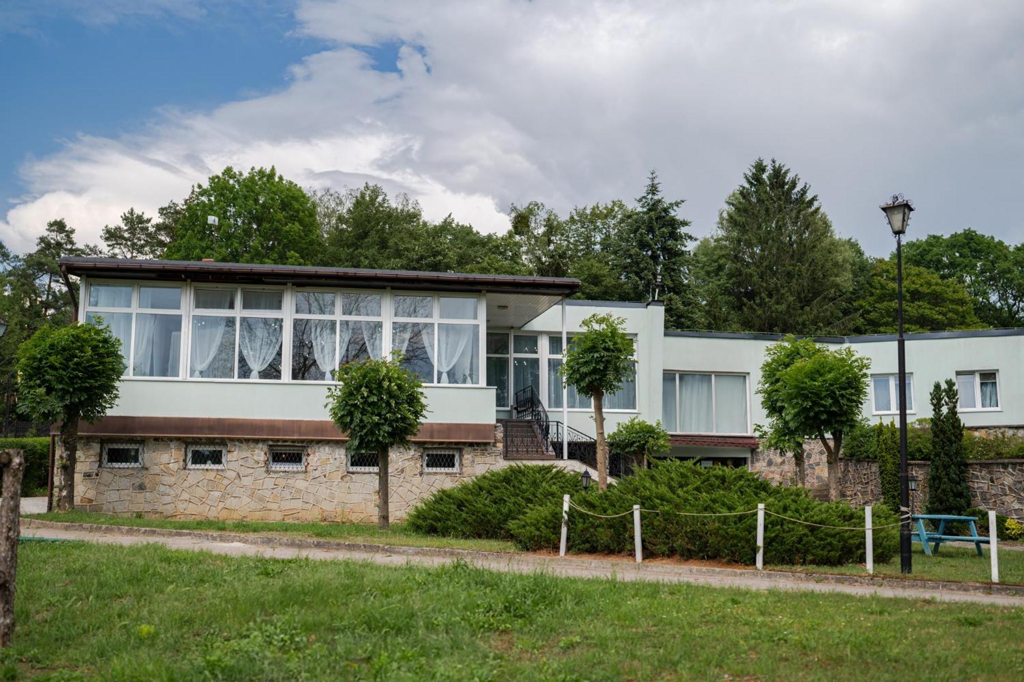 Osrodek Wypoczynkowy Lesne Ustronie Hostel Witnica Bagian luar foto