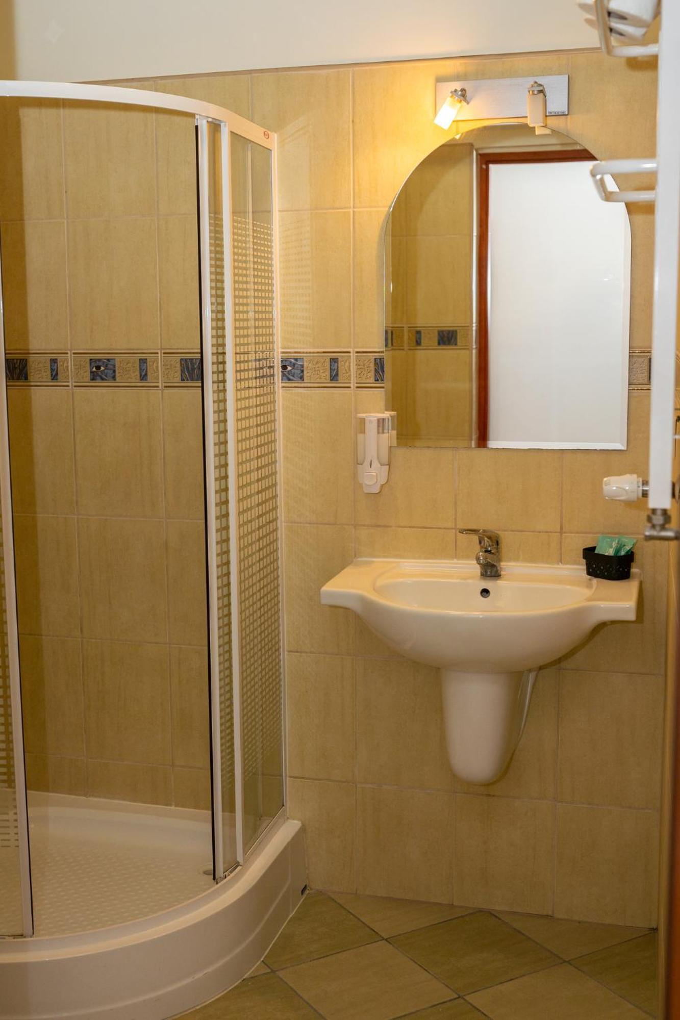 Osrodek Wypoczynkowy Lesne Ustronie Hostel Witnica Bagian luar foto